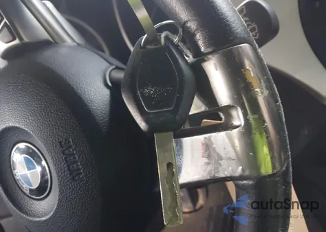 2006 BMW Z4 3.0I z USA, uszkodzony, nr VIN 4USBU33506LW67576